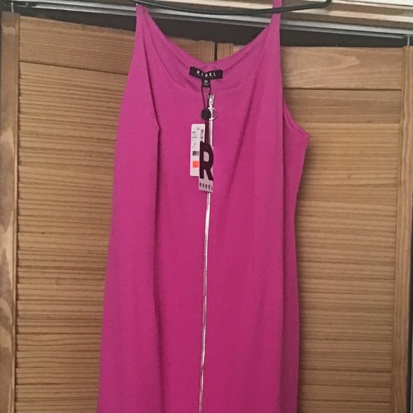 NWT Rebel Dress - Picture 3 of 7